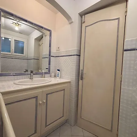 Rez-de-villa Climatise, Vue - 4 Pers. *